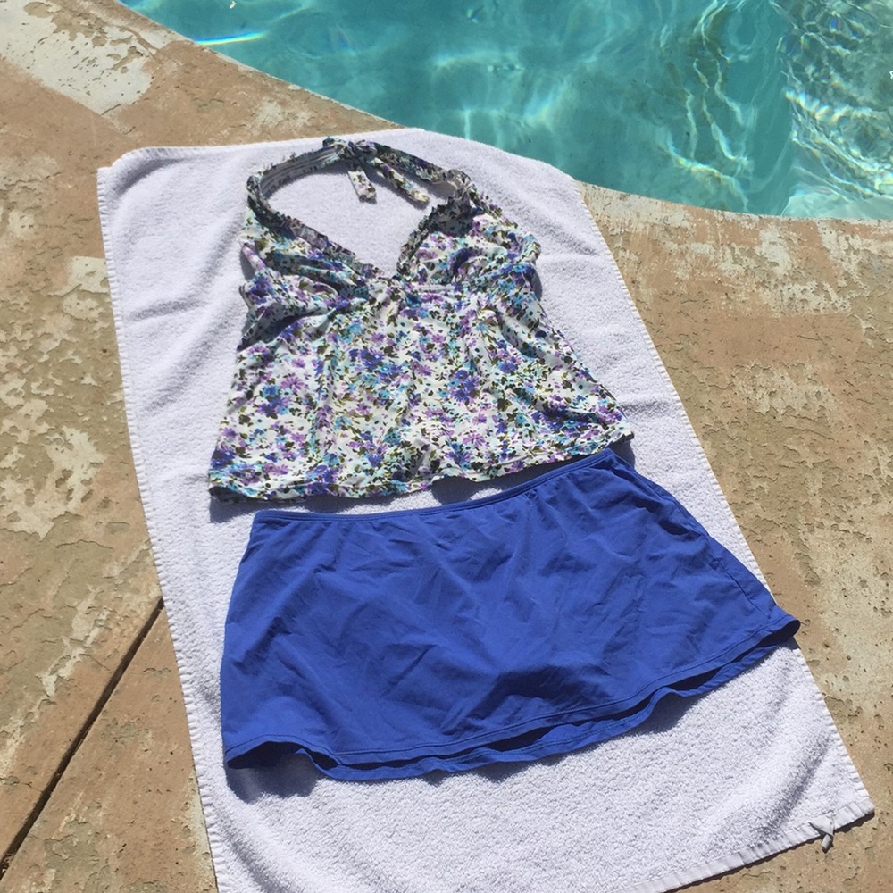 Liz Claiborne Tankini set with Skort